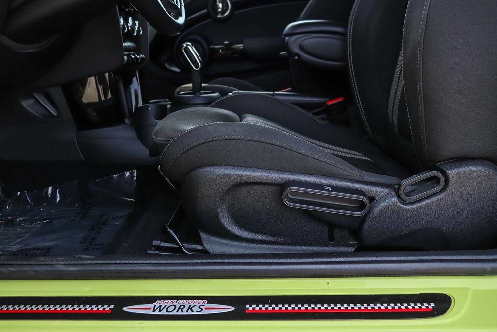 Used 2022 MINI Cooper John Cooper Works FWD image 31
