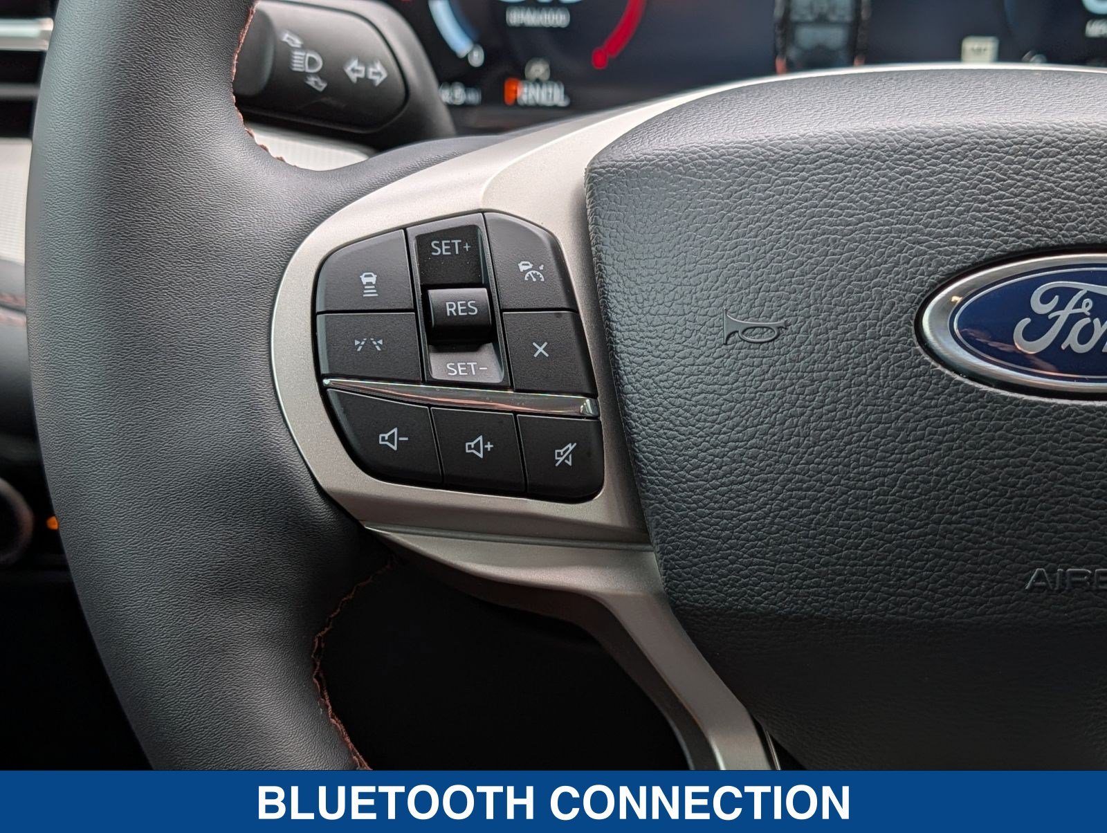 New 2026 Ford Explorer Active w/ Active Comfort Package RWD image 28