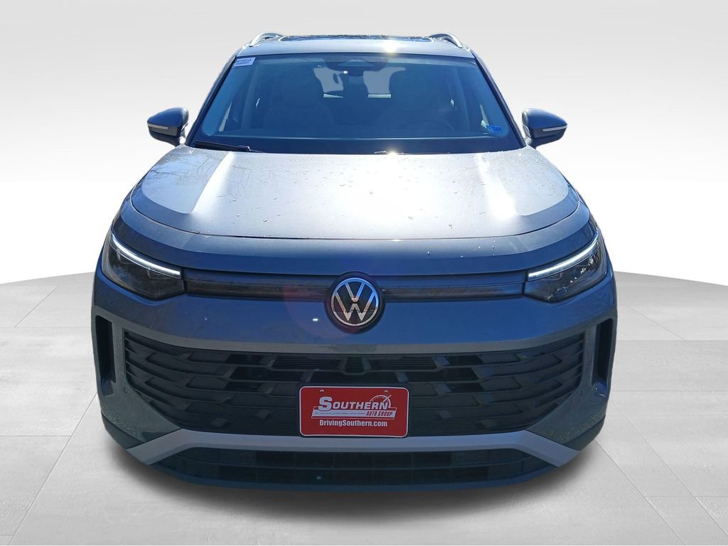 New 2026 Volkswagen Tiguan SE image 8