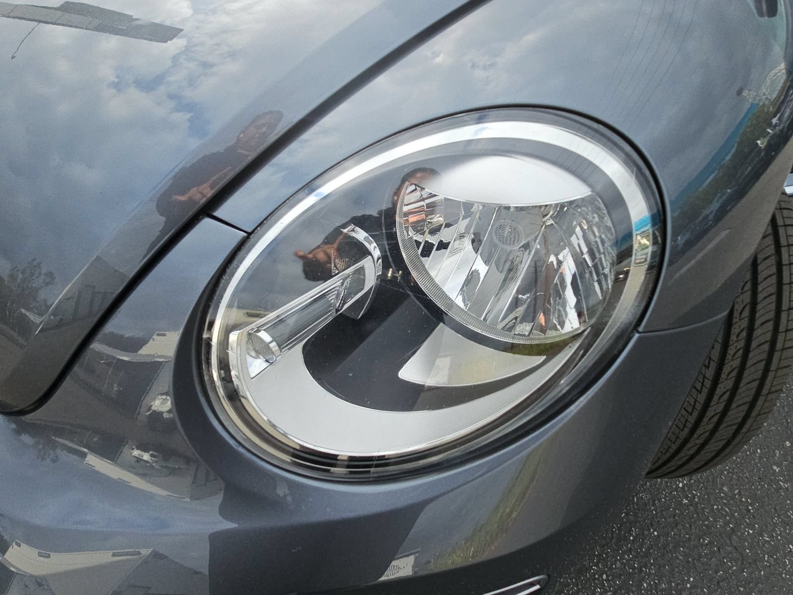 Used 2018 Volkswagen Beetle 2.0T S FWD image 29
