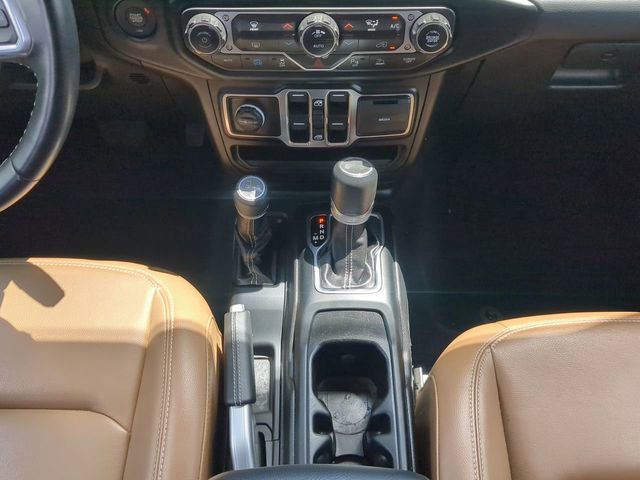 Used 2022 Jeep Wrangler Unlimited Sahara w/ Safety Group AWD/4WD image 21