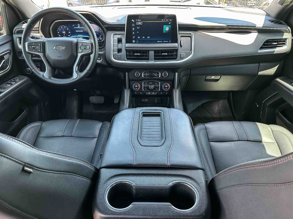 Used 2023 Chevrolet Suburban RST w/ Luxury Package AWD/4WD image 11