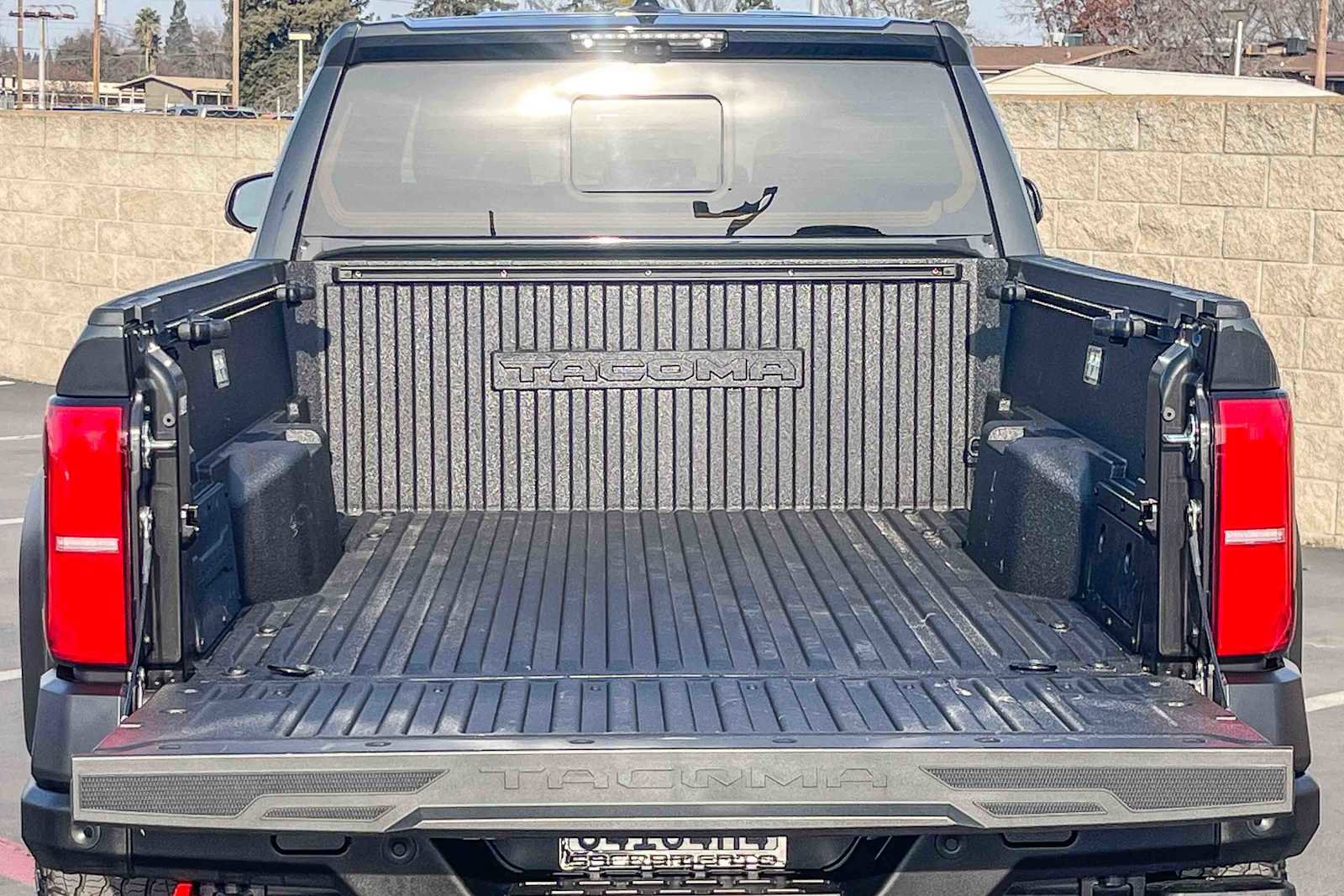 Used 2025 Toyota Tacoma 4x4 Double Cab Hybrid image 25