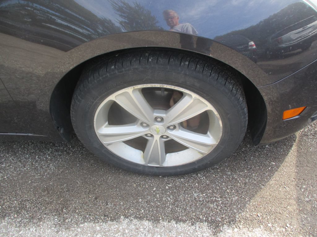 Used 2015 Chevrolet Cruze LT FWD image 3