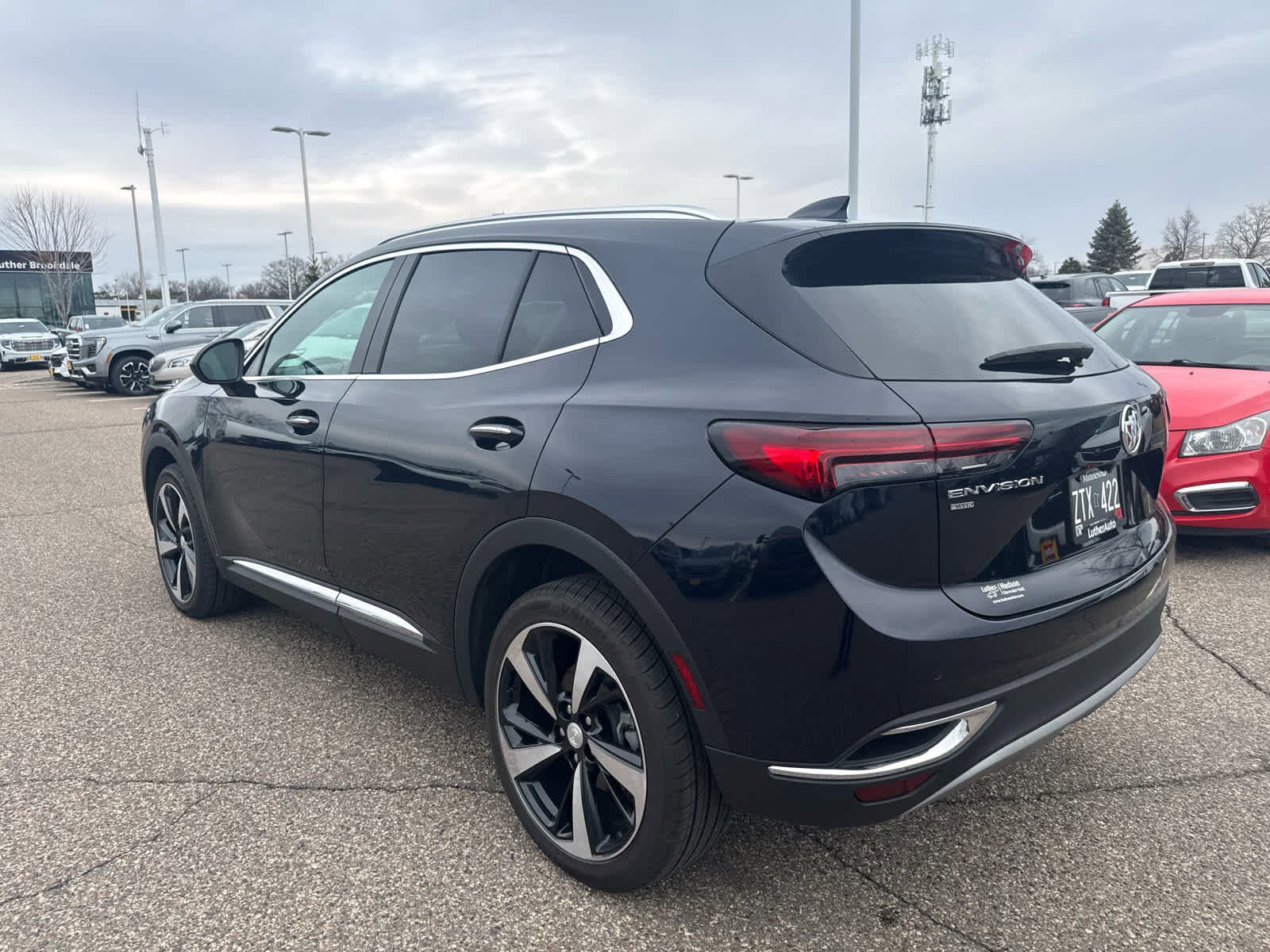 Used 2021 Buick Envision Essence image 3