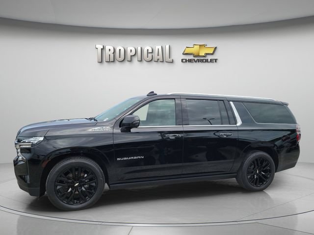 Used 2024 Chevrolet Suburban High Country AWD/4WD image 2