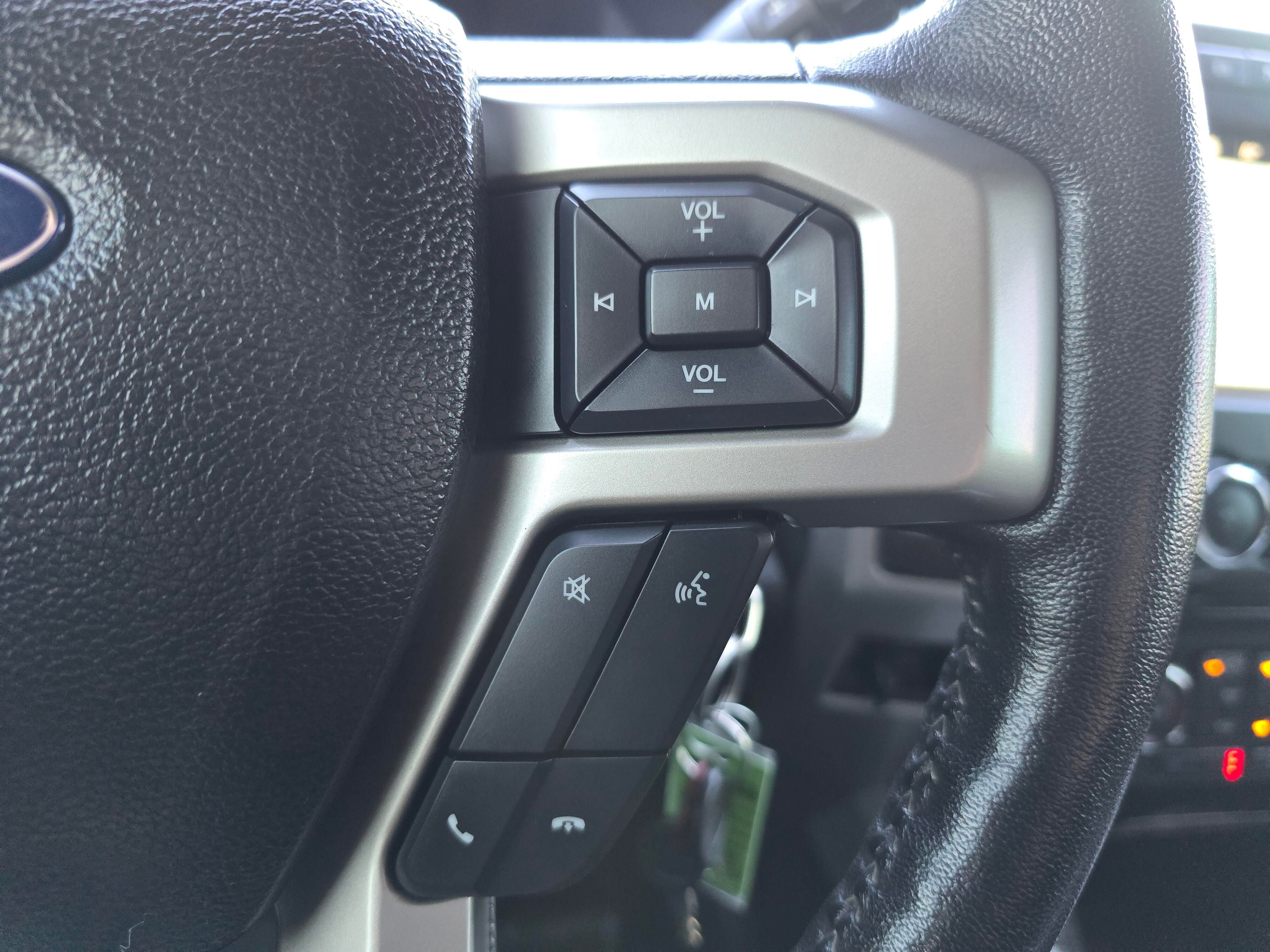 Used 2017 Ford F250 Lariat w/ Lariat Value Package AWD/4WD image 24