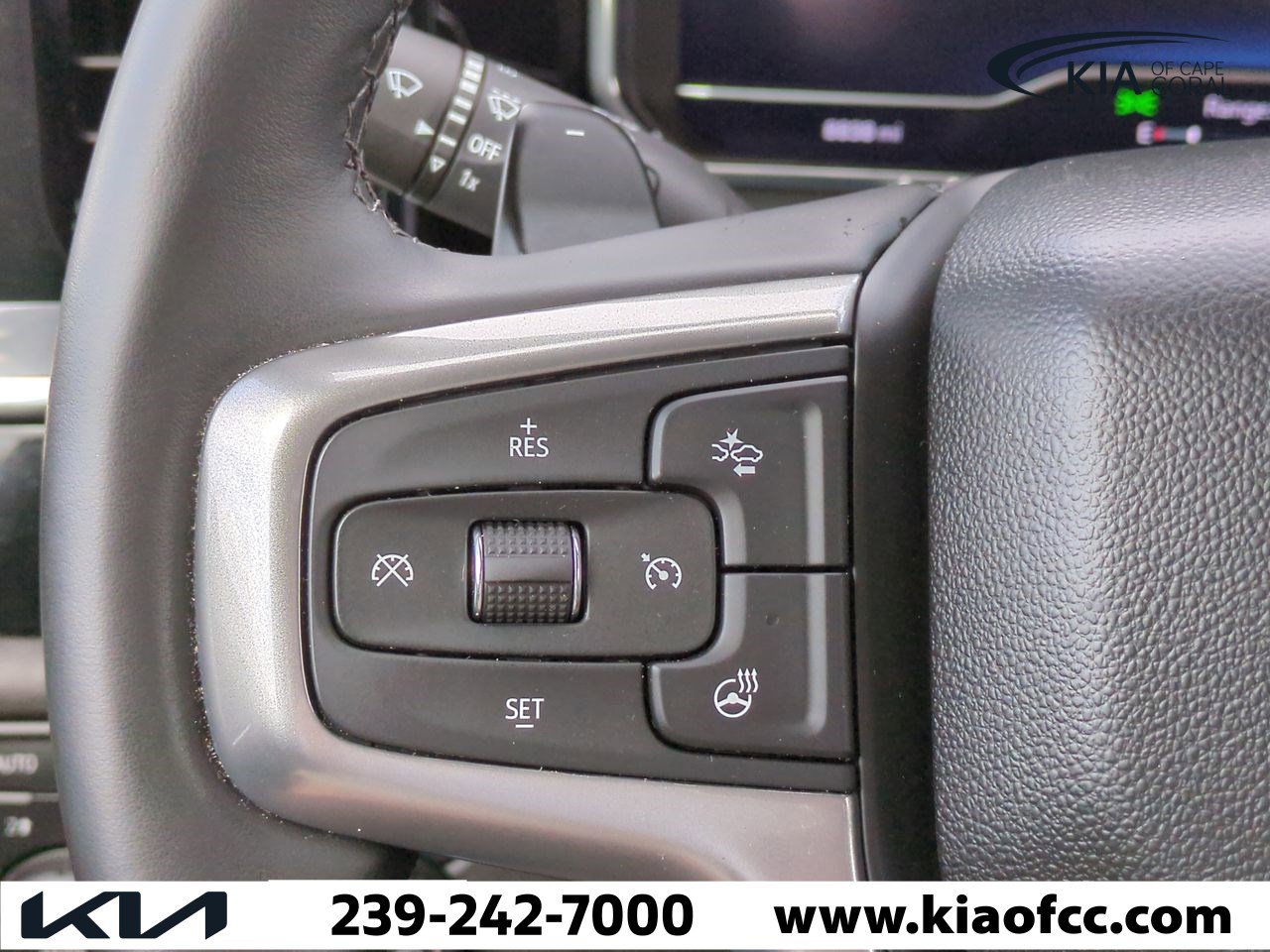 Used 2025 Chevrolet Silverado 1500 RST image 25