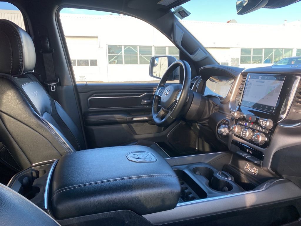 Used 2024 RAM 1500 Laramie image 31