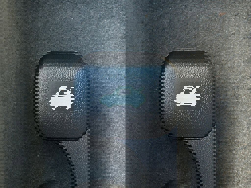 New 2026 Hyundai Elantra Sport image 9