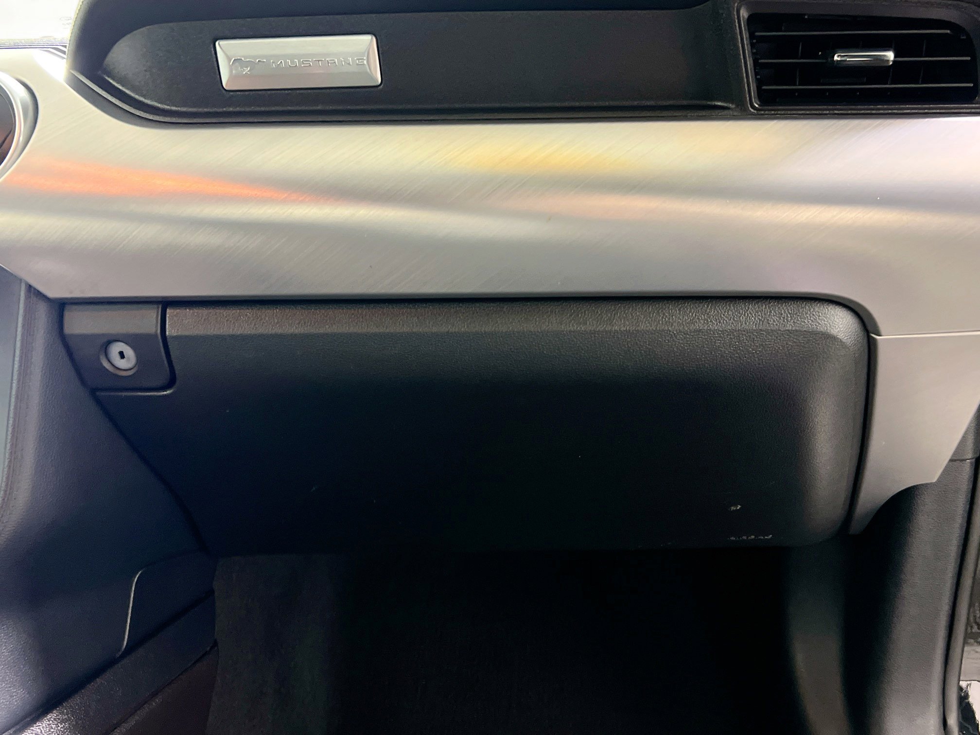 Used 2019 Ford Mustang Premium image 32