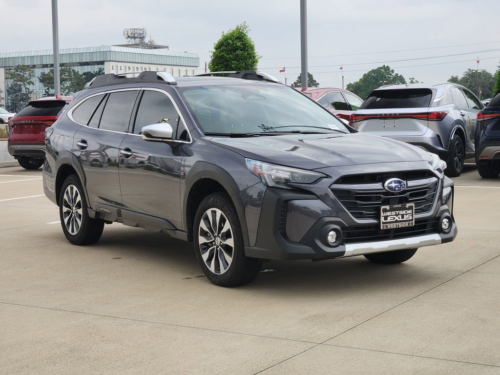 Used 2025 Subaru Outback Touring XT AWD/4WD image 3