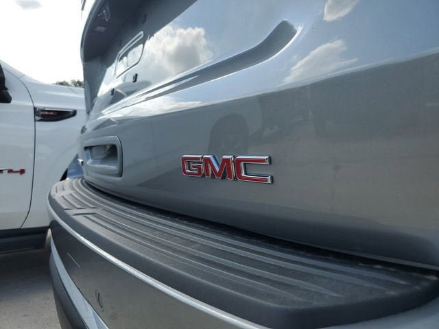 New 2026 GMC Yukon Denali RWD image 7