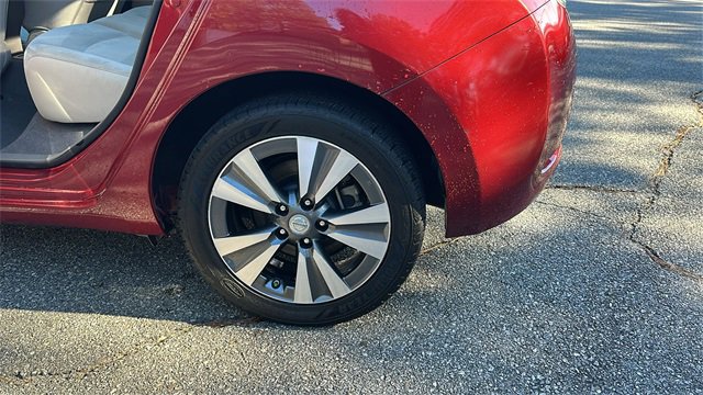 Used 2015 Nissan Leaf SV w/ LED & Quick Charge Package image 19