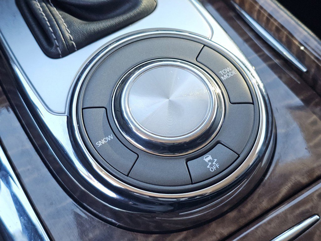 Used 2018 Nissan Armada SL w/ Premium Package image 10