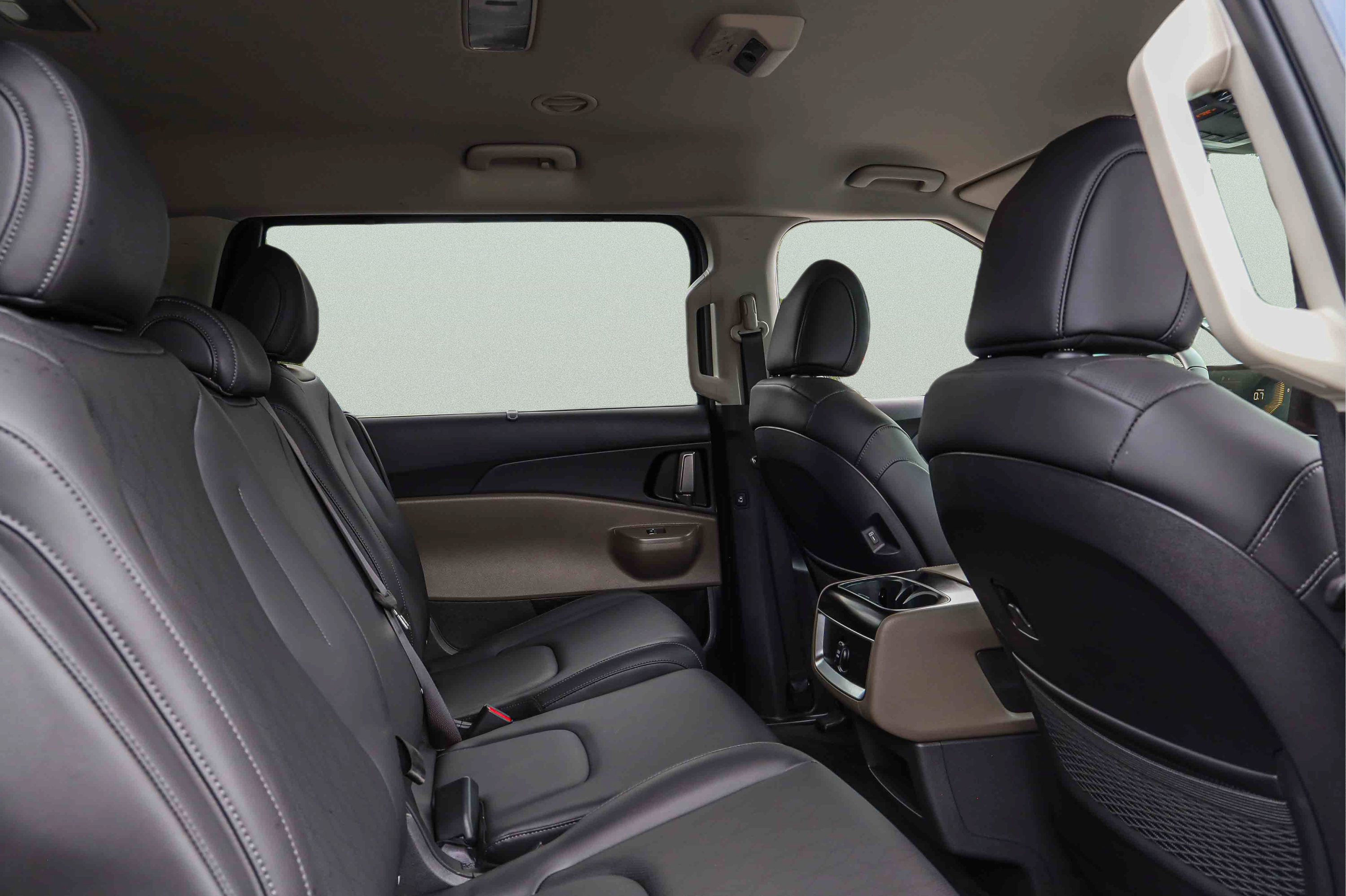 Certified 2026 Kia Carnival EX FWD image 26