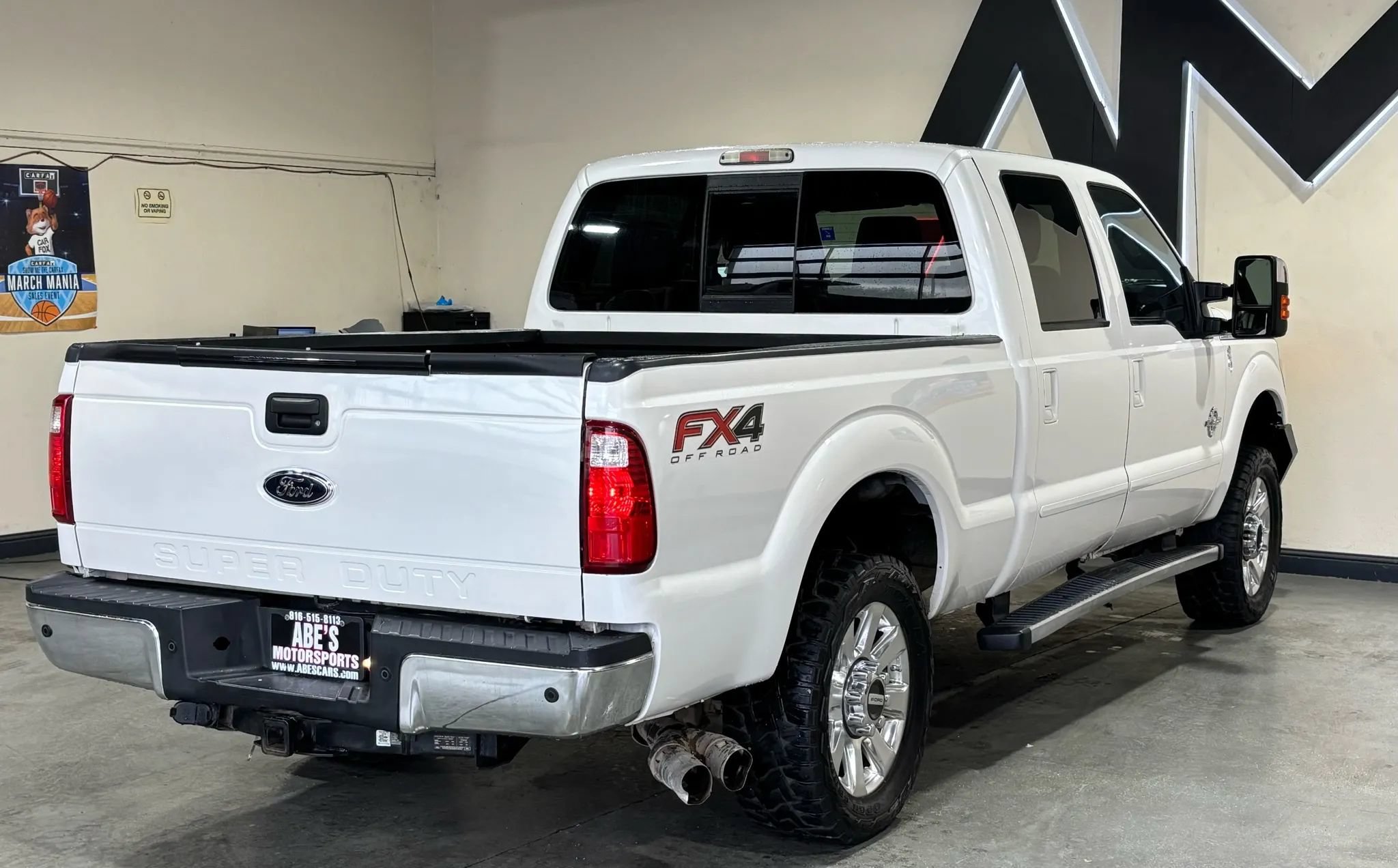 Used 2016 Ford F250 Lariat w/ Lariat Ultimate Package AWD/4WD image 4