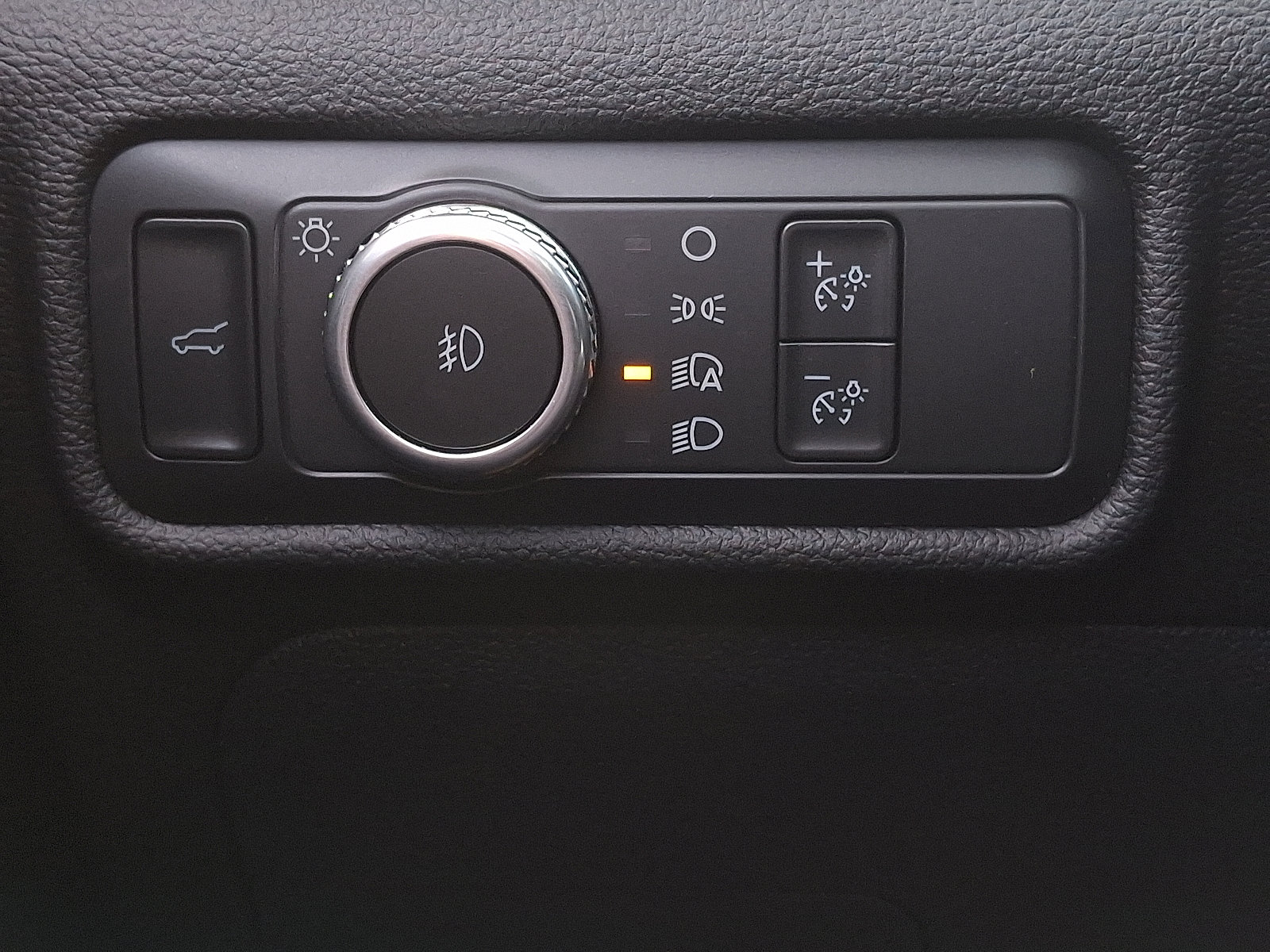 Certified 2022 Ford Explorer ST w/ Equipment Group 401A image 26