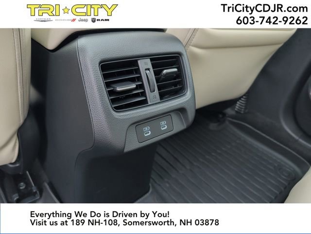 Used 2025 Acura ADX A-Spec image 34