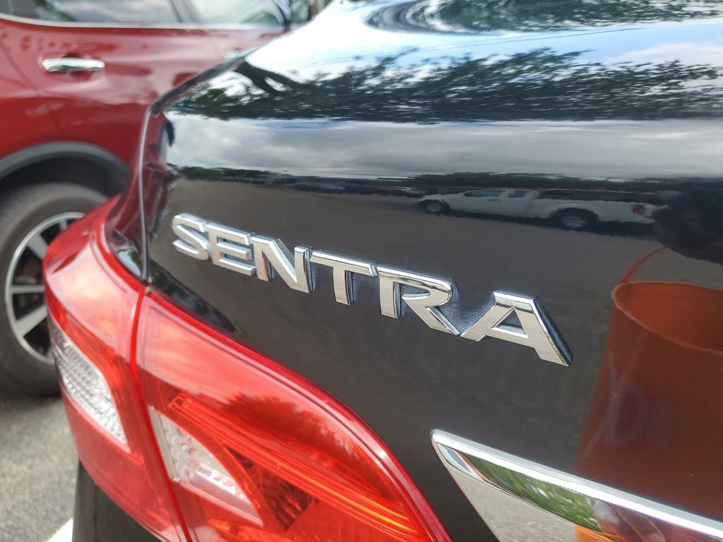 Used 2017 Nissan Sentra SV FWD image 6