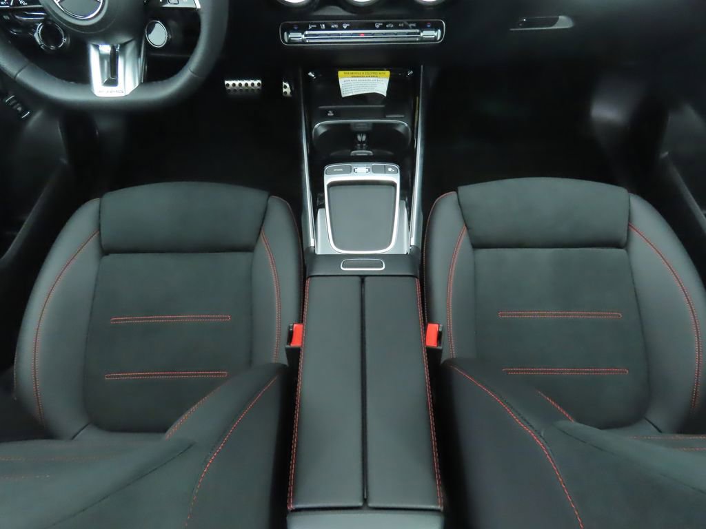 Certified 2025 Mercedes-Benz GLB 35 AMG 4MATIC image 16