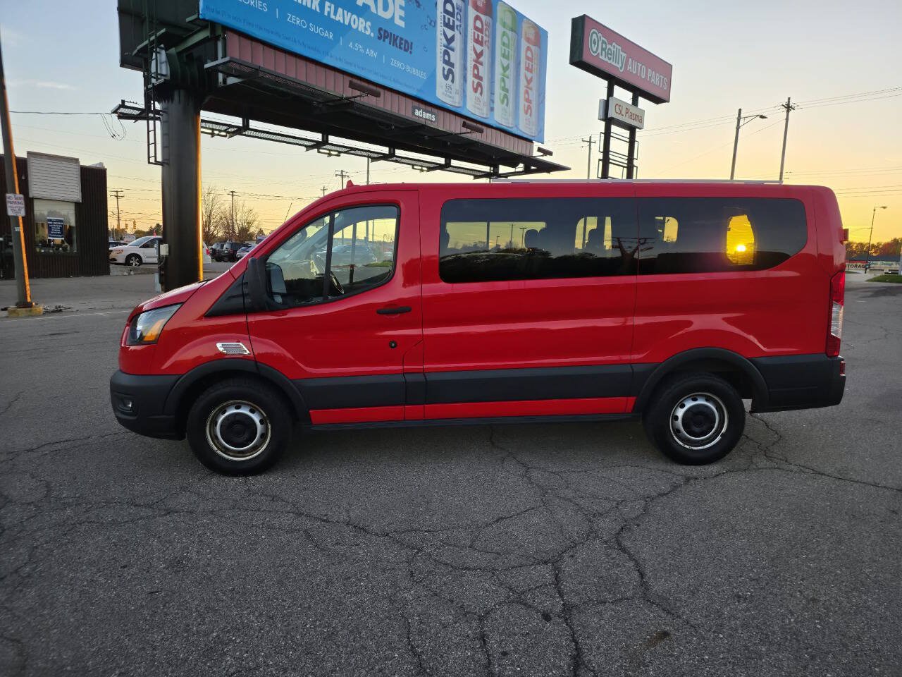 Used 2020 Ford Transit 150 XL RWD image 7