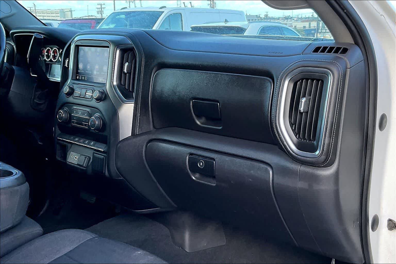 Used 2020 Chevrolet Silverado 1500 LT Trail Boss AWD/4WD image 23