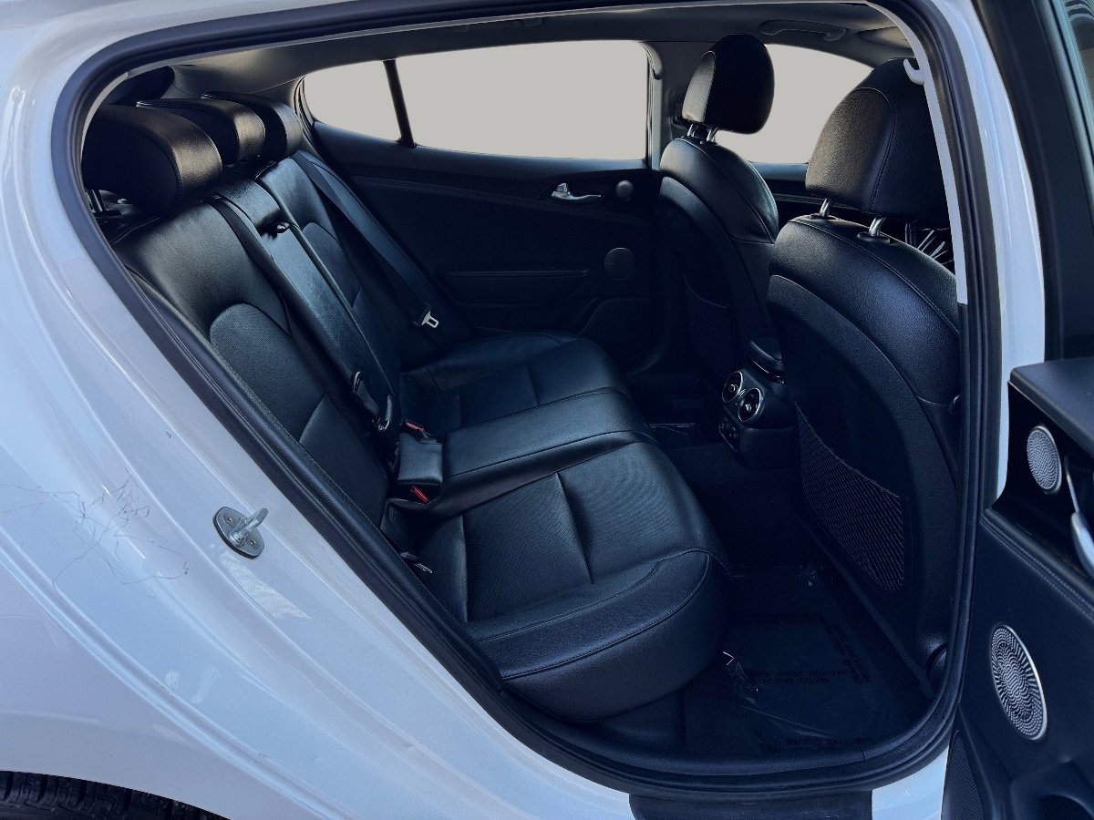 Used 2018 Kia Stinger Premium image 18