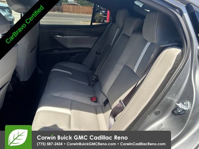 Used 2025 Toyota Camry SE w/ Convenience Package FWD image 15