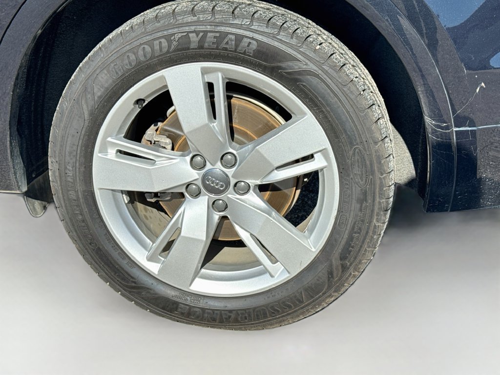 Used 2019 Audi Q5 2.0T Premium Plus w/ Premium Plus Package AWD/4WD image 30