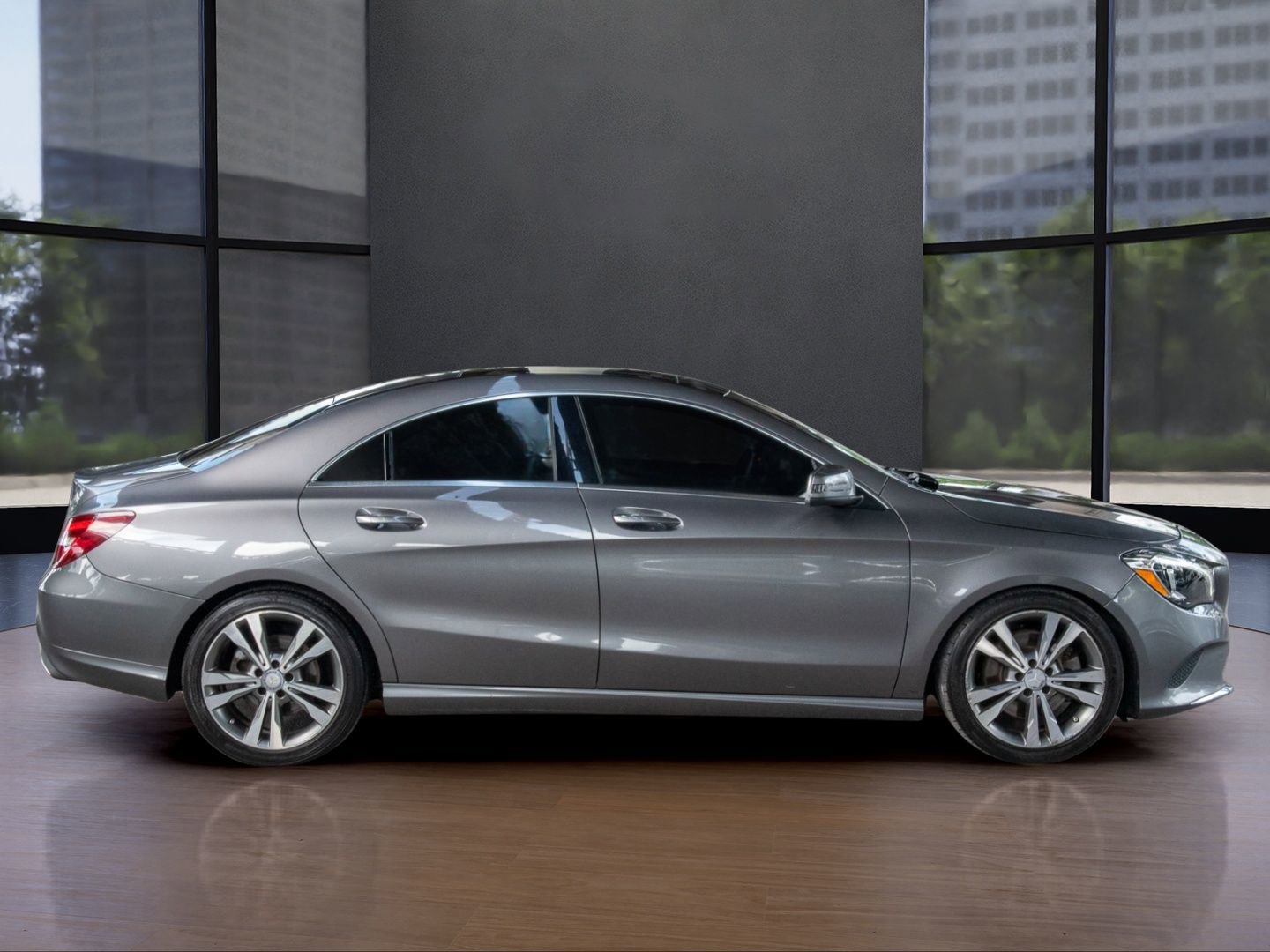 Used 2018 Mercedes-Benz CLA 250 4MATIC image 10