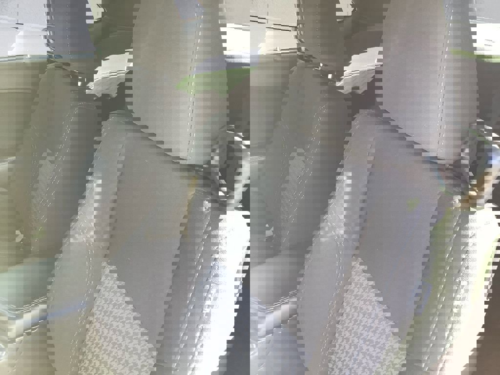 Used 2023 Dodge Challenger SXT w/ Cold Weather Group image 8