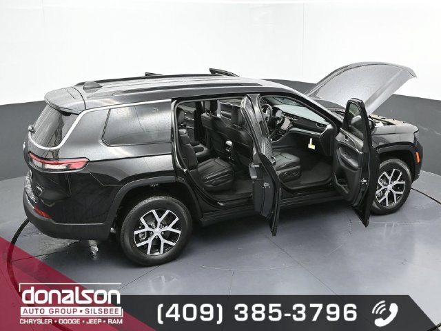 New 2024 Jeep Grand Cherokee L Limited RWD image 28