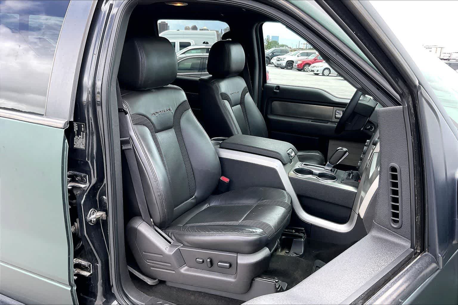 Used 2014 Ford F150 Raptor w/ Equipment Group 801A Luxury AWD/4WD image 13