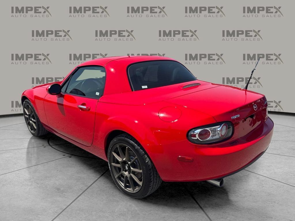 Used 2007 MAZDA MX-5 Miata Grand Touring w/ Premium Pkg RWD image 3