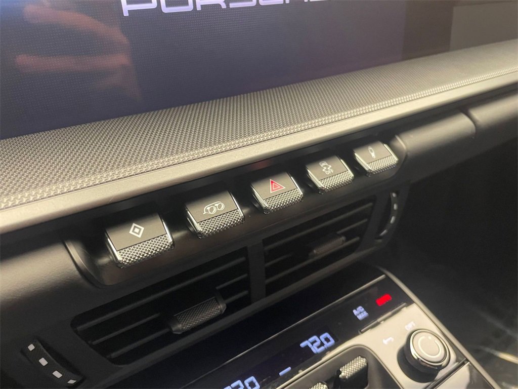 Certified 2025 Porsche 911 Carrera image 12