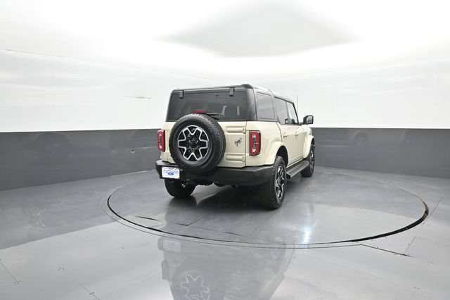 Certified 2025 Ford Bronco Outer Banks AWD/4WD image 7