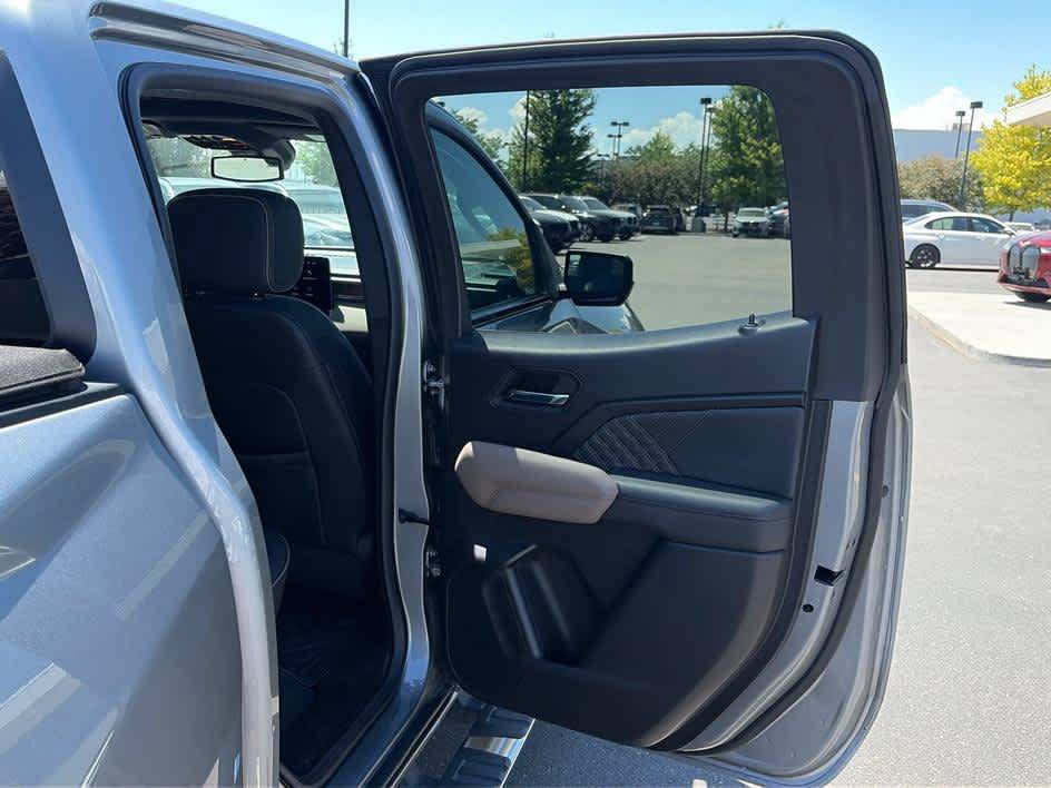 Used 2023 GMC Canyon Denali AWD/4WD image 25