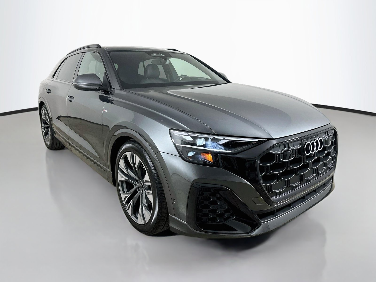 New 2027 Audi Q8 Prestige AWD/4WD image 3
