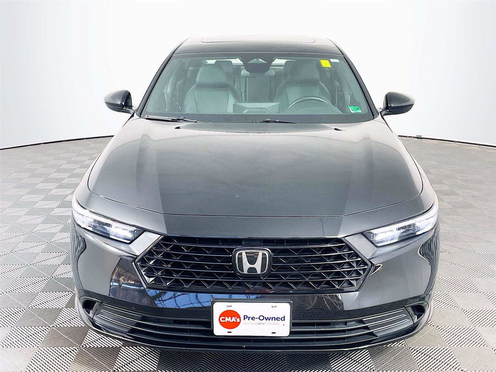 Used 2025 Honda Accord Sport image 2