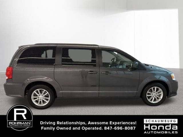 Used 2016 Dodge Grand Caravan SXT w/ Rear Park Assist Package FWD image 3