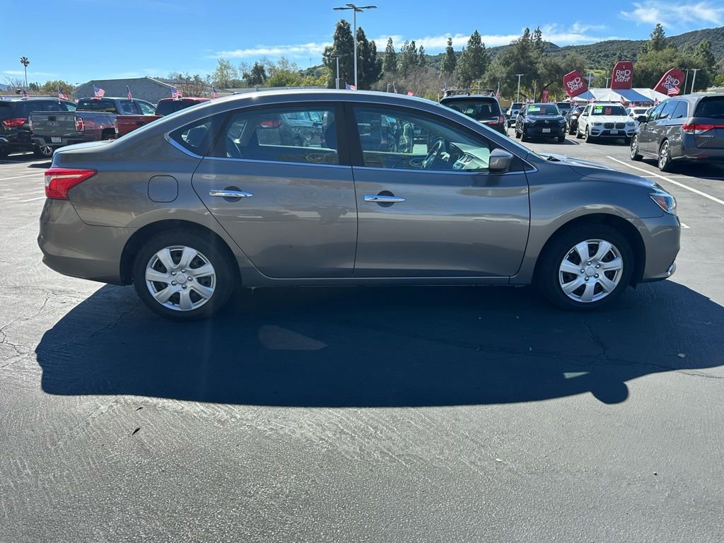 Used 2017 Nissan Sentra SV image 4