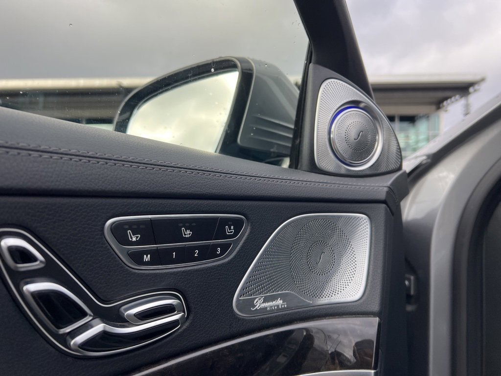 Used 2015 Mercedes-Benz S 550 4MATIC Sedan image 29
