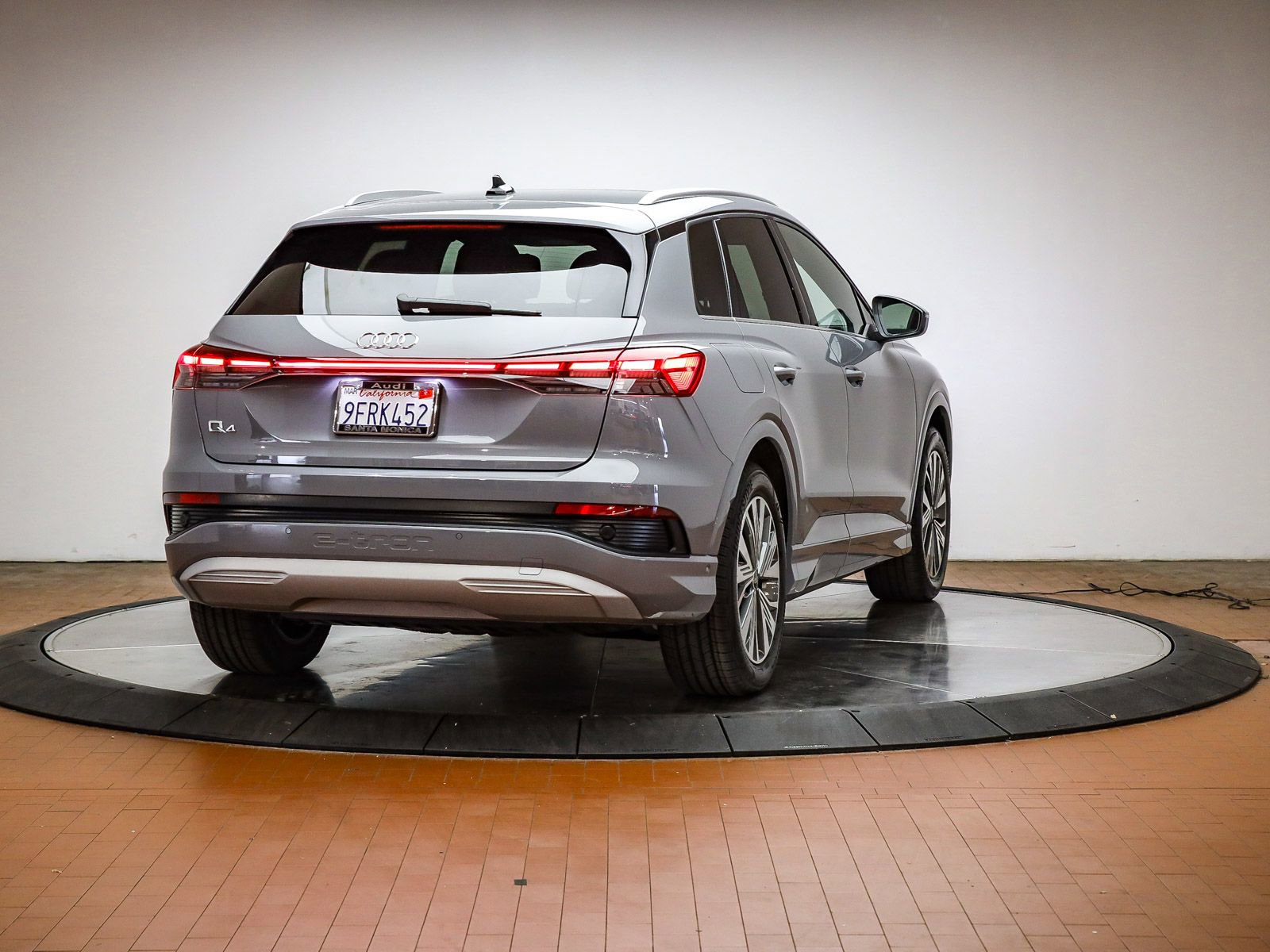 Certified 2023 Audi Q4 e-tron Premium Plus w/ Premium Plus image 5