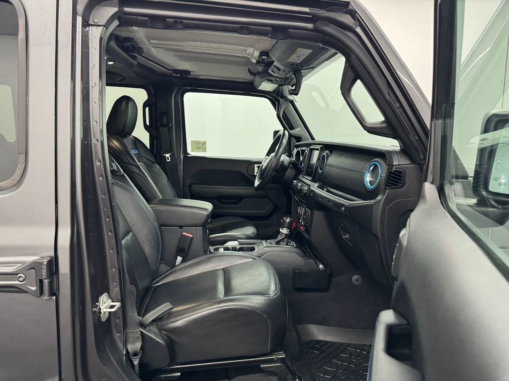 Used 2021 Jeep Wrangler Unlimited Rubicon 4xe image 25