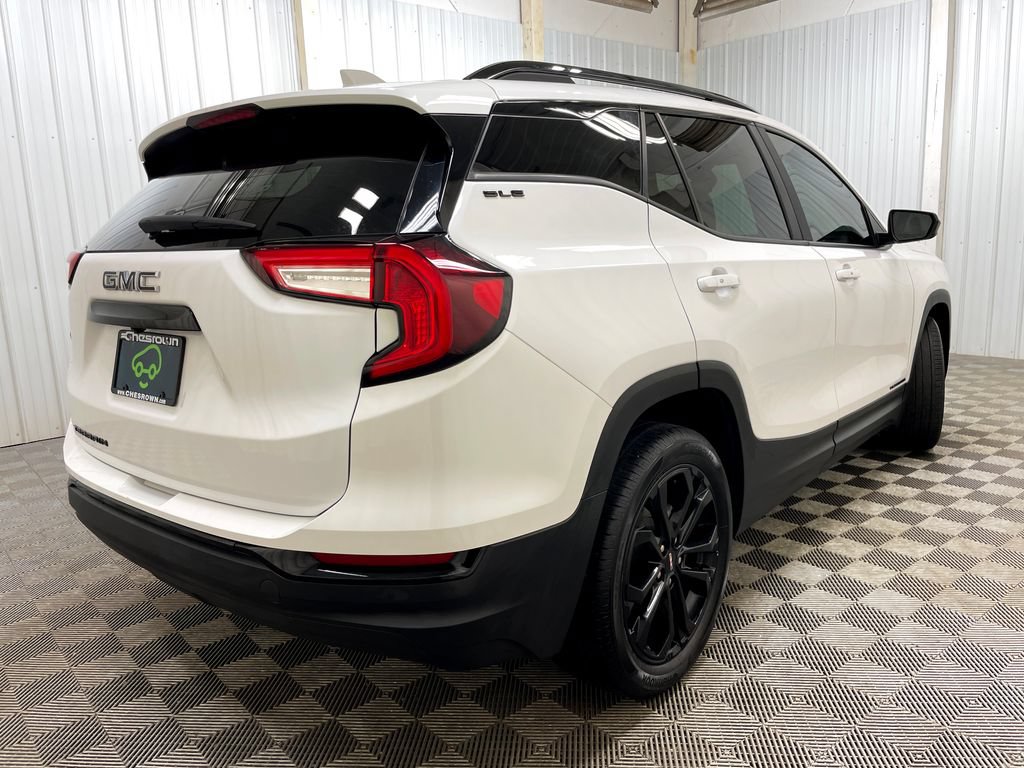 Certified 2022 GMC Terrain SLE w/ Driver Convenience Package FWD image 18
