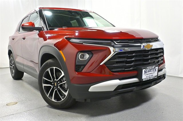 New 2025 Chevrolet TrailBlazer LT w/ Convenience Package image 2