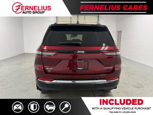 Used 2023 Jeep Grand Cherokee Limited AWD/4WD image 7