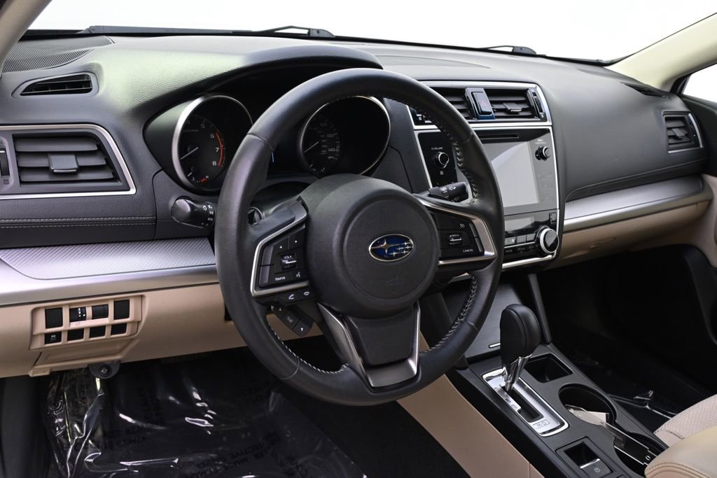 Used 2018 Subaru Outback 2.5i Premium image 11