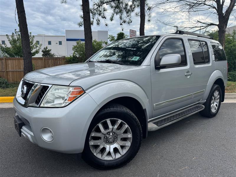 Used 2011 Nissan Pathfinder LE w/ Protection Pkg AWD/4WD image 1
